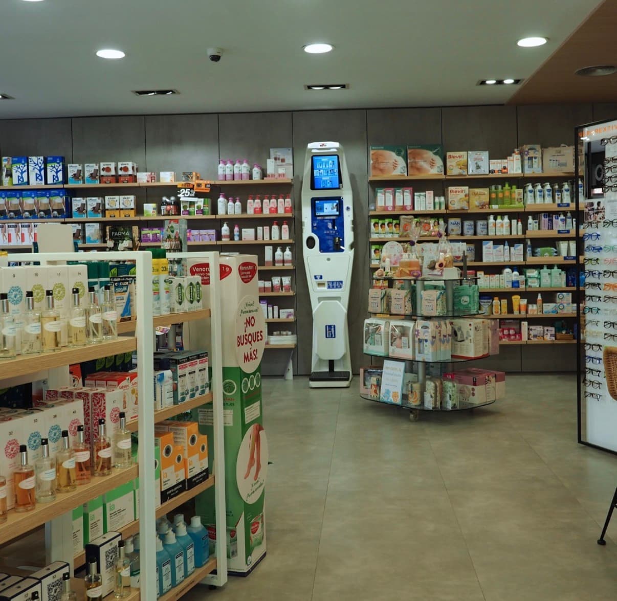 Zelfmeetstation geplaatst in een apotheek